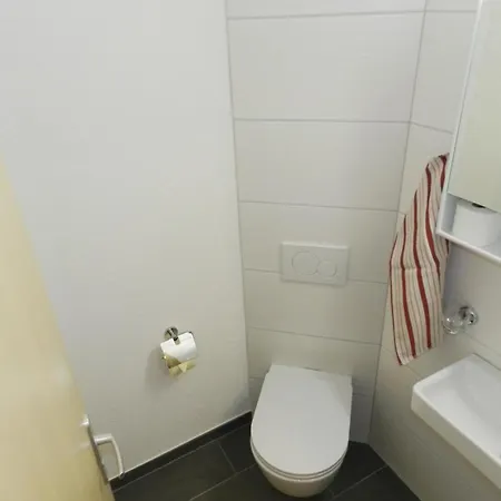 Majelas Heiti Appartement-fewo- Dusche Und Bad- Wc 6-bettwohnung By Interhome Apartamento Gsteig